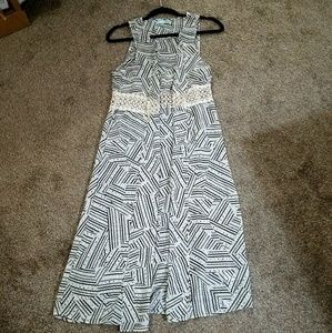 💜Maurices Sleeveless Shawl